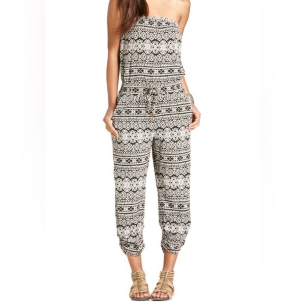 American Rag Cie Women’s Sleeveless Romper Capri Jumpsuit Size S Drawstring